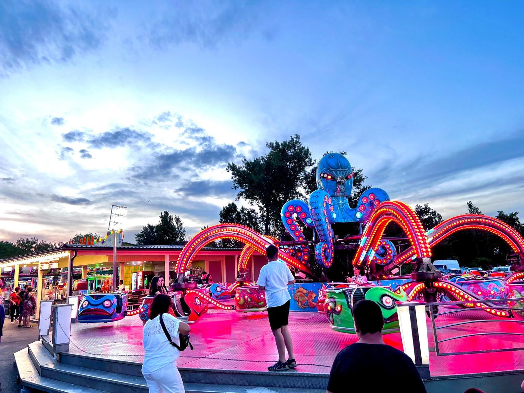Coralia Luna Park Apartments Мамая Екстериор снимка